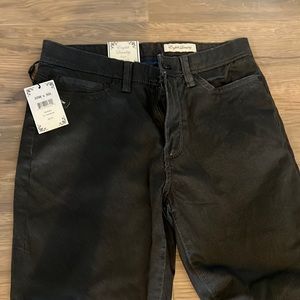 NWT stretch for comfort English Laundry Black Jeans